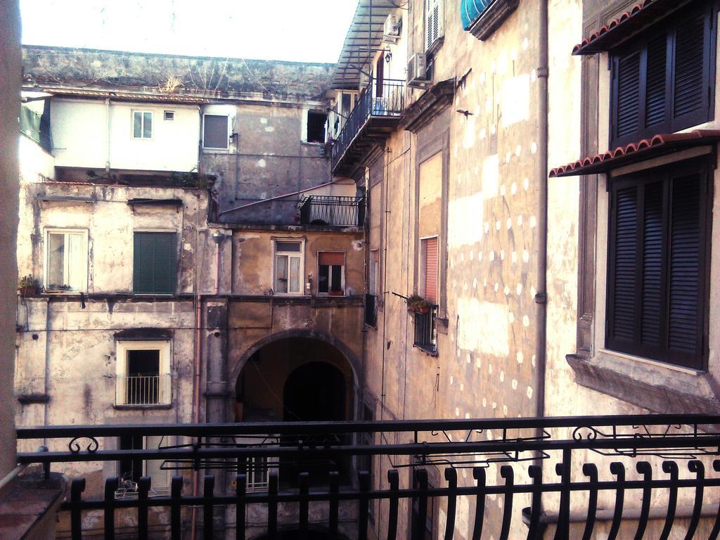 Hotel IL Cinquecento Nápoles Exterior foto